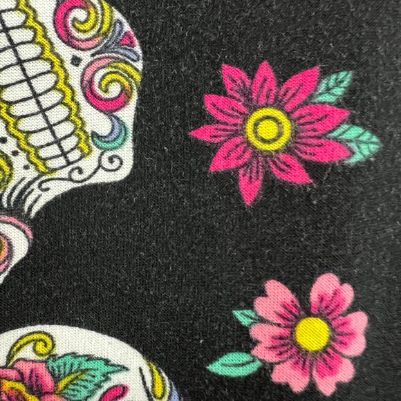 NOBO Womens Sugar Skull Halloween Lightweight Stretch V Neck T Shirt Size XXL - Picture 4 of 6